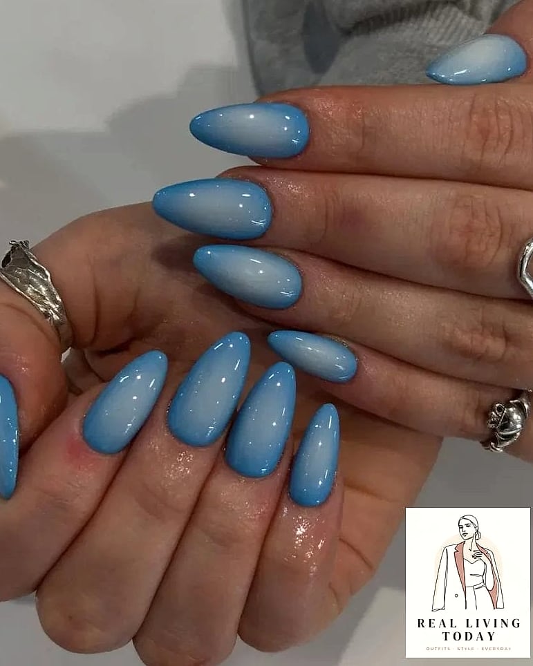 22 Short Nails You'll Want to Try Immediately 21 Baby Blue Short Nails