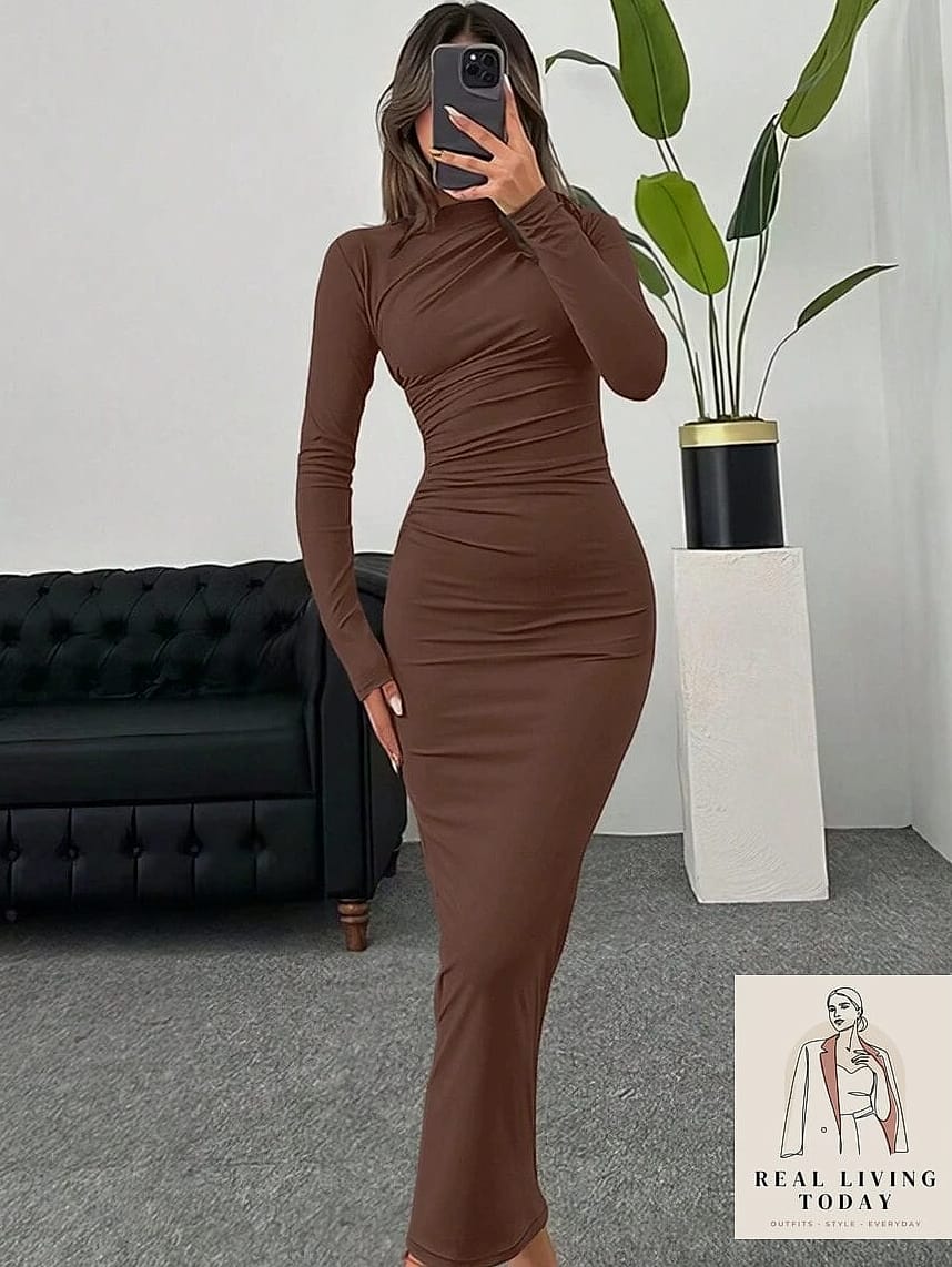 23 Womens Autumn Outfit That Are Going Viral on Pinterest 21 Bodycon Dress with an Open Blazer