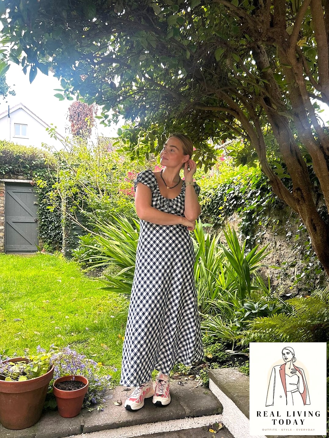Bodycon Dress for Contrast