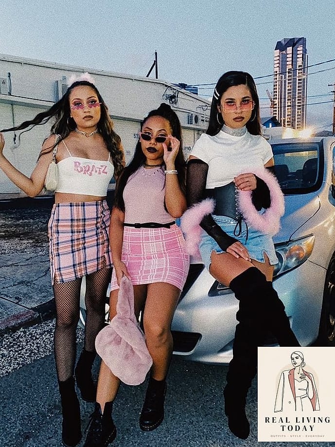 28 Trendy Group Halloween Costume Ideas for Women That Will Win Every Party 5 Bratz Dolls