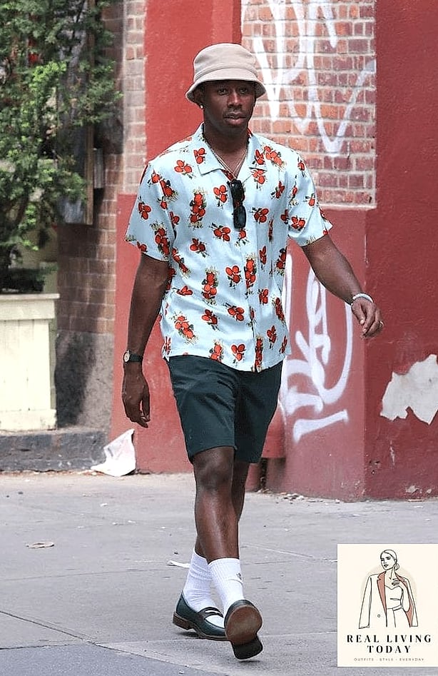 22 Running Shorts Outfits Worth Pinning Immediately 15 The Bucket Hat and Crossbody Bag Combo