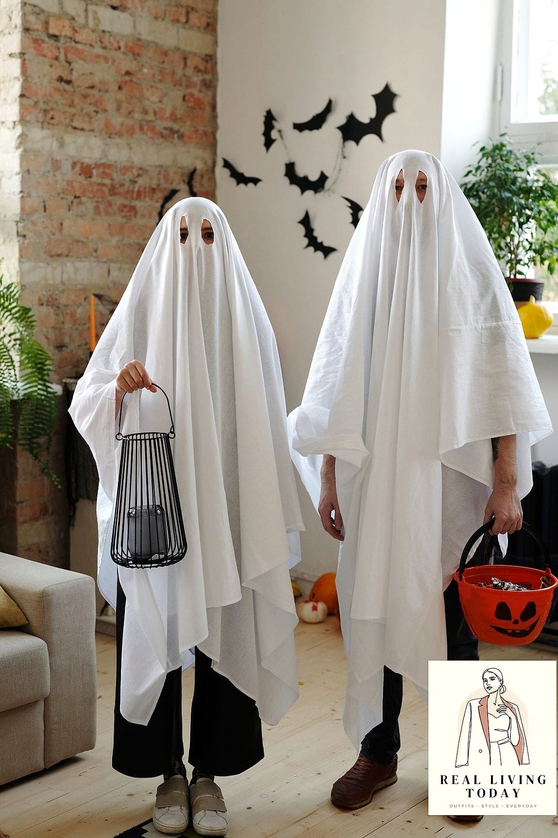 A Chic Ghost