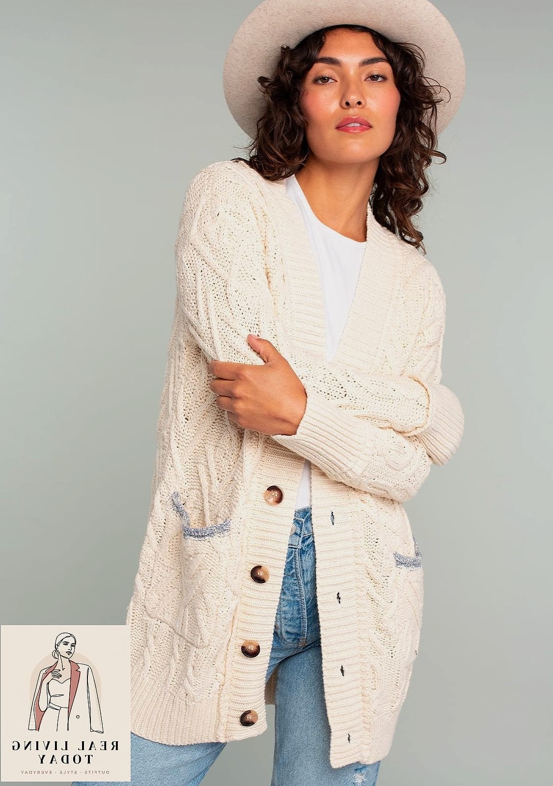Chunky Knit Sweater With Tailored Pants