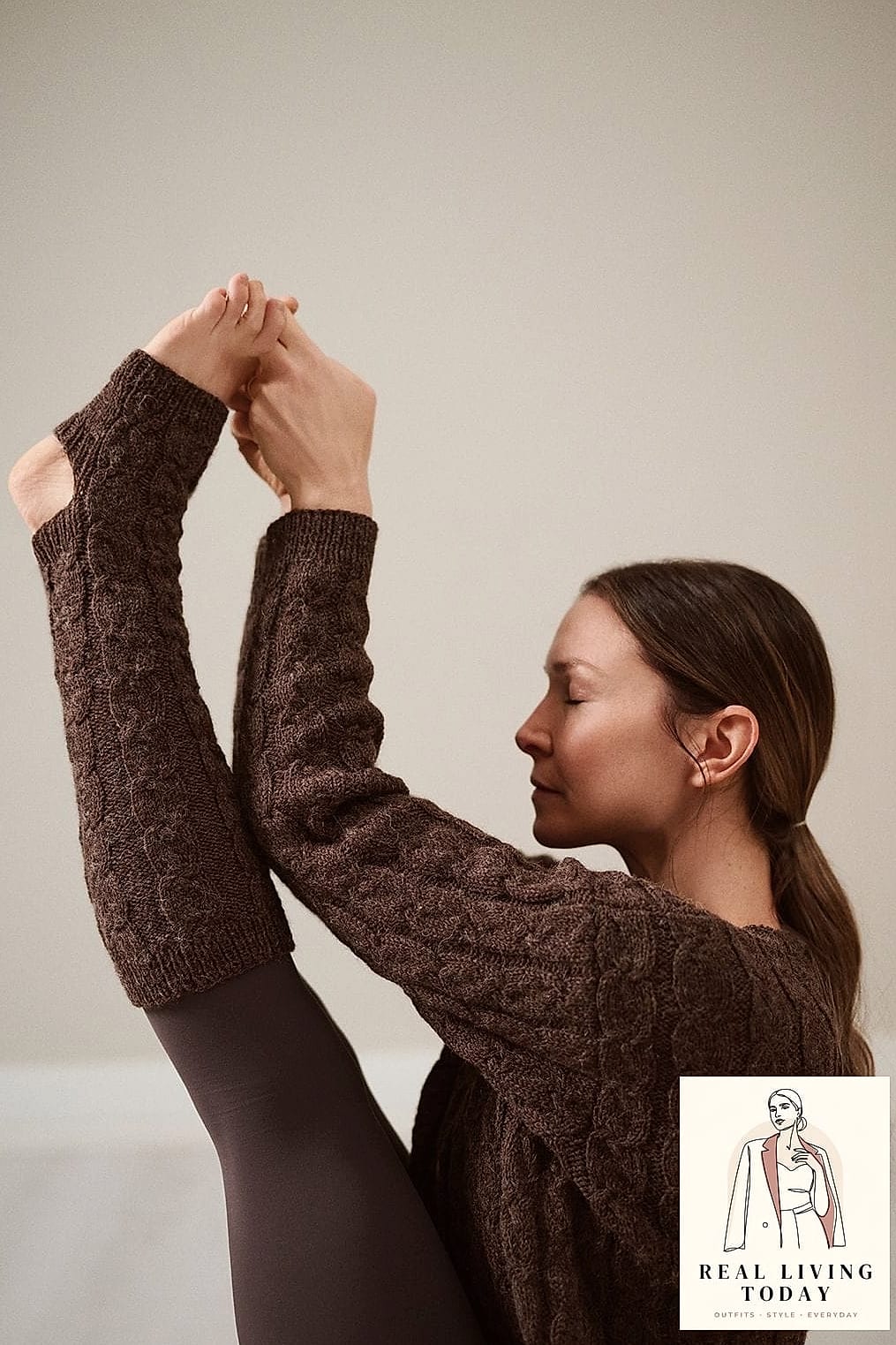 21 Yoga Outfit Ideas That Are Going Viral on Pinterest 8 Chunky Knit Cardigan Over Activewear