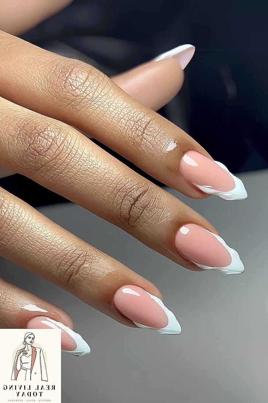 22 Short Nails You'll Want to Try Immediately 3 Classic French Tip, Mini Version