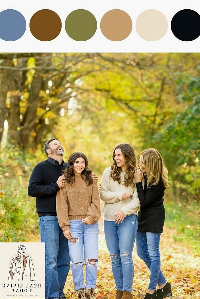 22 Fall Family Photo Color Schemes That Are Easy to Copy and Look Beautiful 14 Cognac and Black