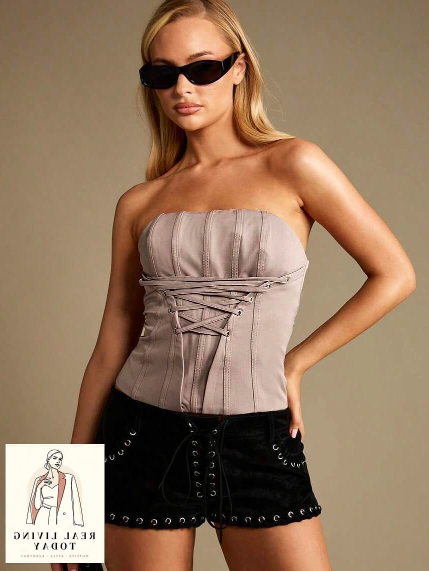 25 Fall Business Outfit Ideas to Copy Right Now 12 Corset Top Under a Blazer