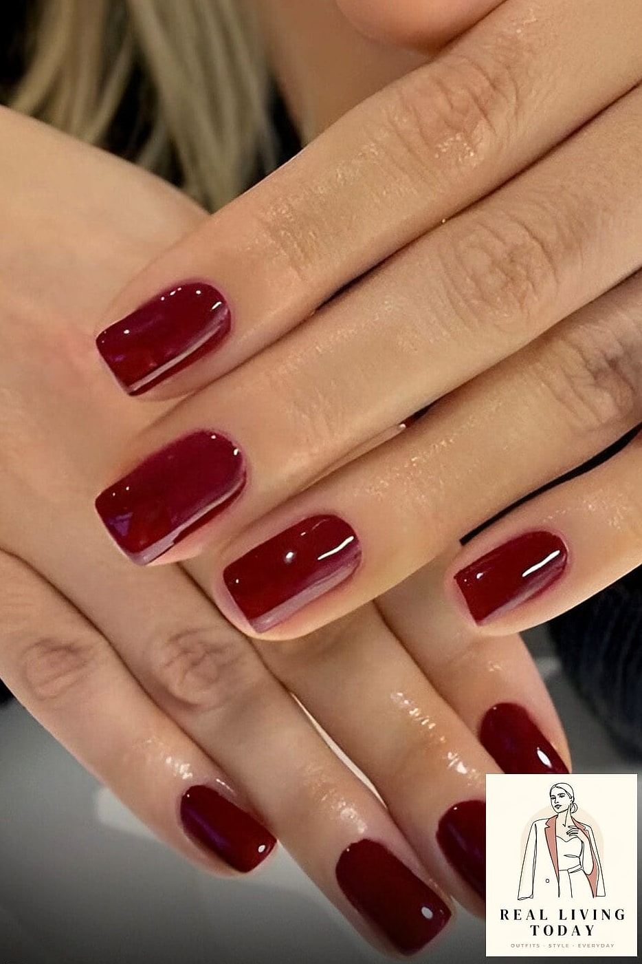 25 Fall Nail Ideas Worth Bookmarking Right Now 12 Cranberry Red