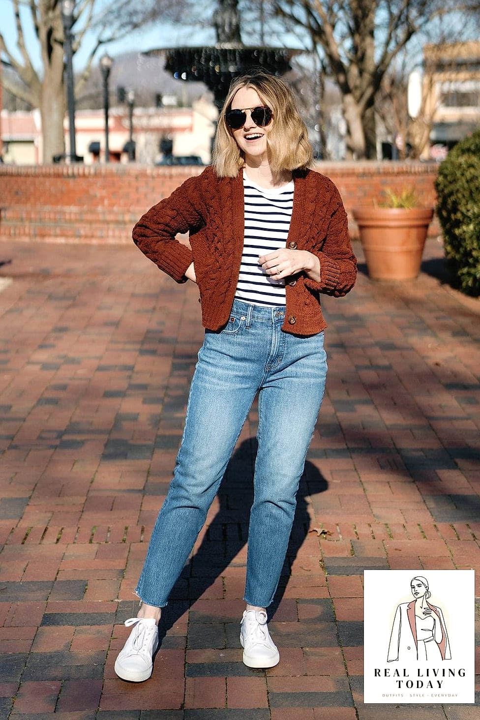 30 Millennial Mom Outfits That Are Seriously Stylish Right Now 6 The Denim-on-Denim Moment