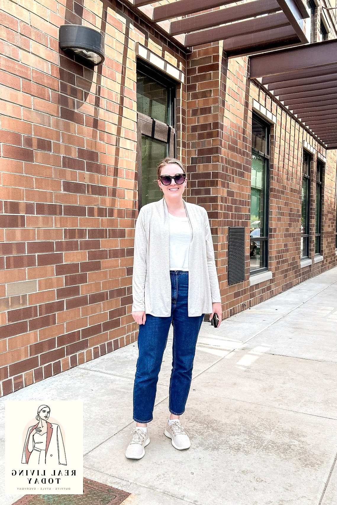 The Denim-on-Neutral Contrast Look
