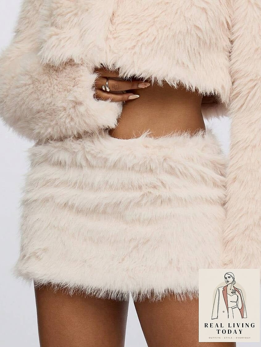 28 Denim Mini Skirt Outfit Worth Pinning Immediately 27 Faux Fur Vest for Winter Nights