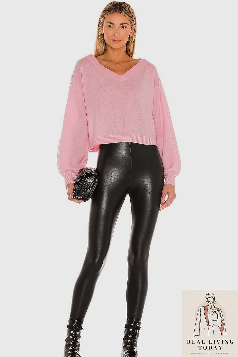 30 Leggings Outfit Fall to Copy Right Now 16 The Faux Leather Jacket Pairing