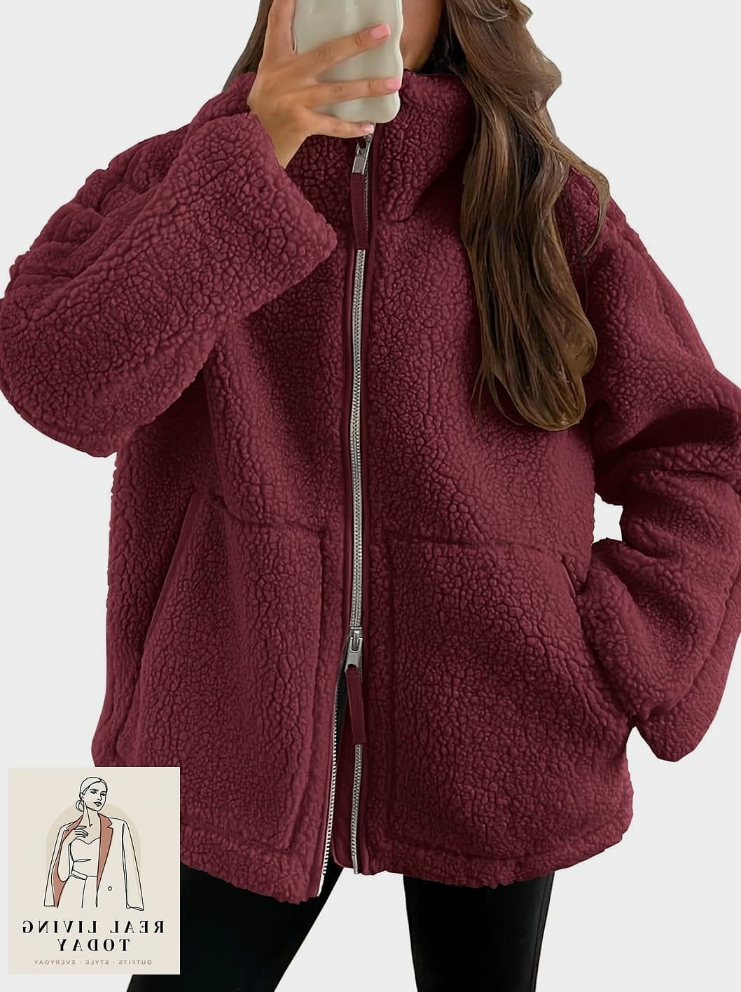 22 Cute Comfy Outfits That Actually Look Amazing 20 The Fleece Zip-Up and Jeans Pairing