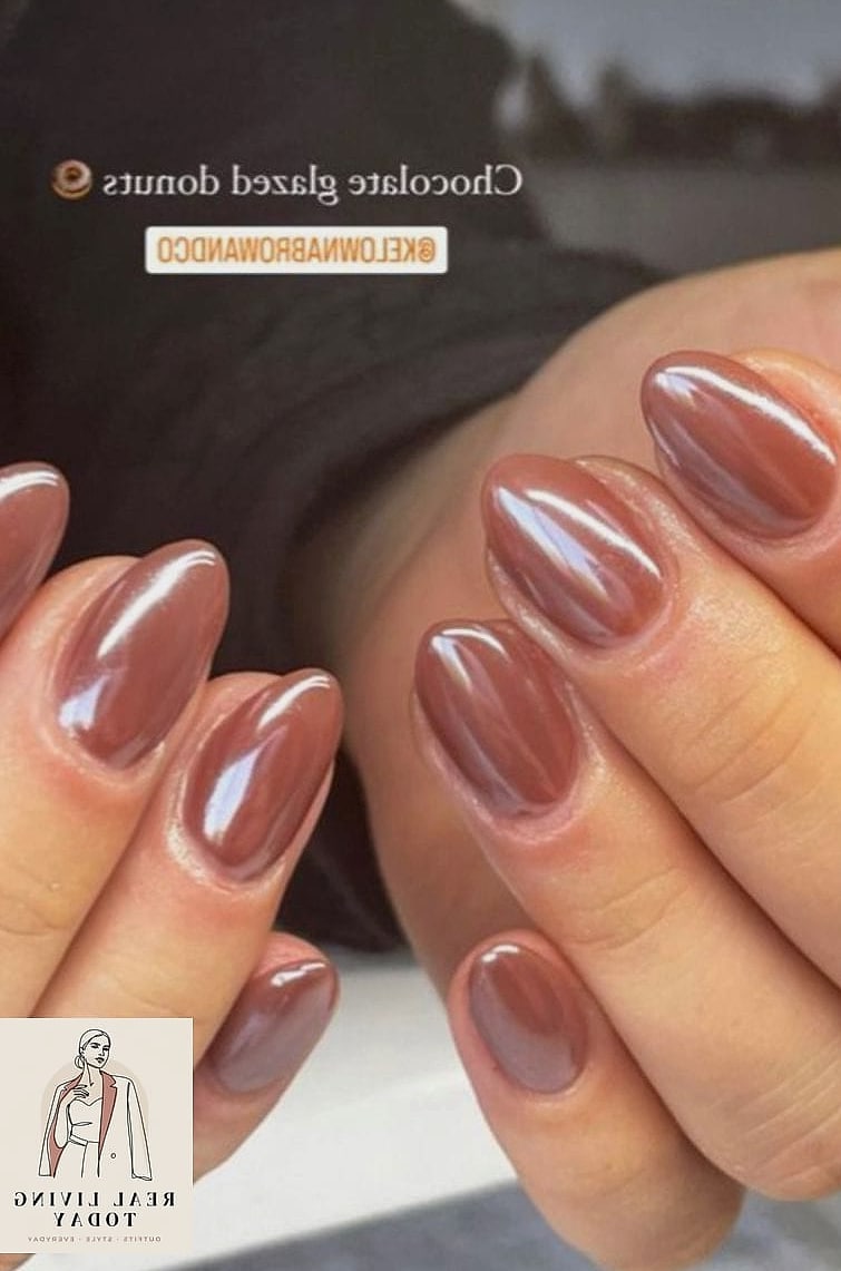 25 Fall Chrome Nail Ideas So Good They're Worth Every Penny at the Salon 6 Glazed Donut Nails, Fall Edition