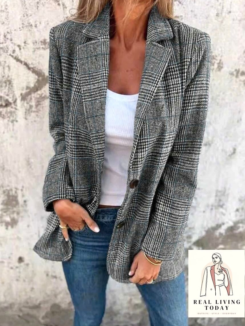 23 Womens Autumn Outfit That Are Going Viral on Pinterest 12 Houndstooth Blazer Over a Basic Tee