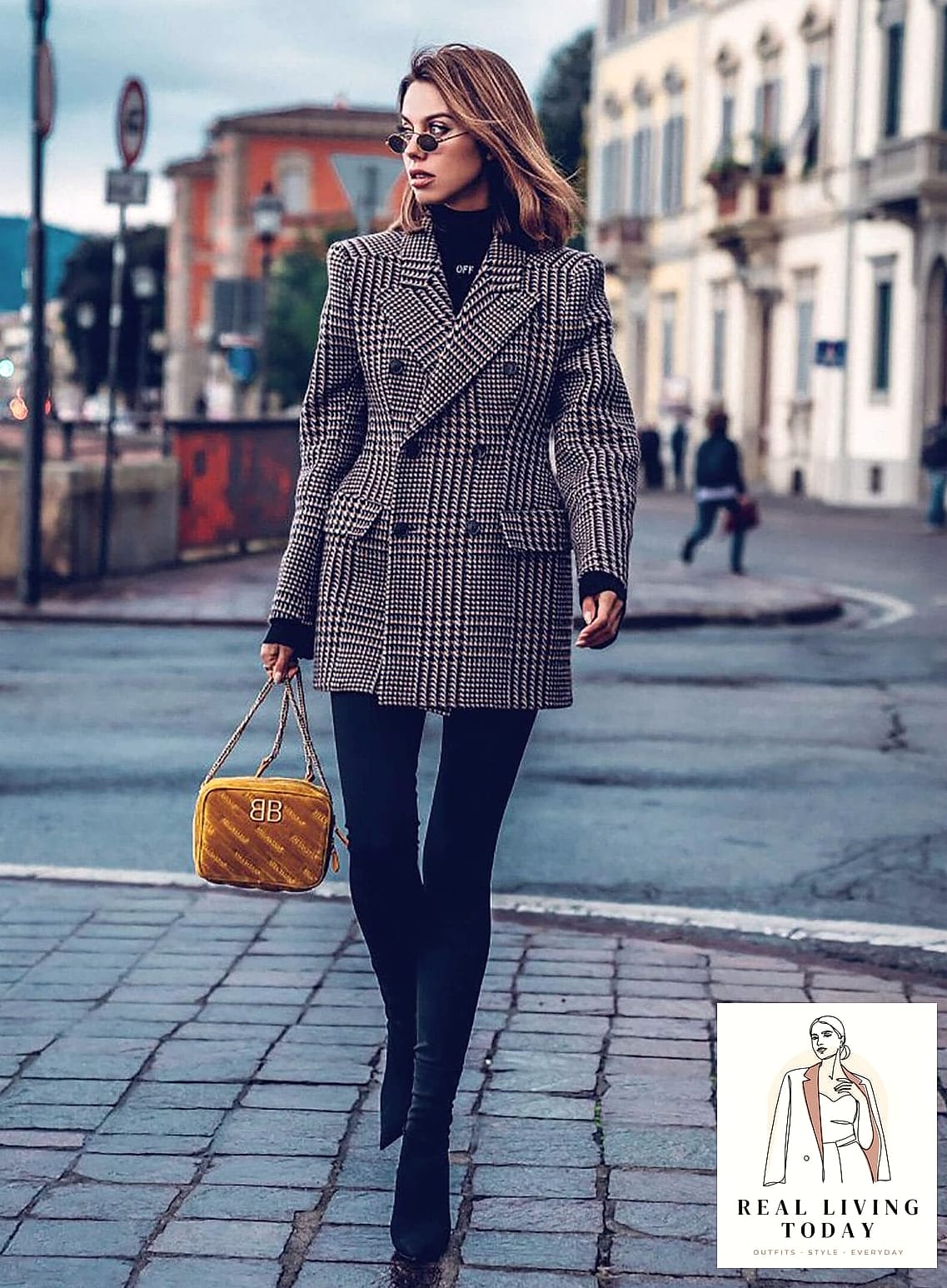 25 Fall Date Night Outfits for 2026 That Are Romantic and Incredibly Chic 13 Houndstooth Coat Over a Simple Black Dress