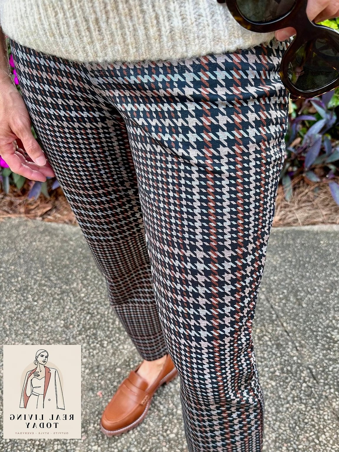 Houndstooth Trousers and a Simple Tee