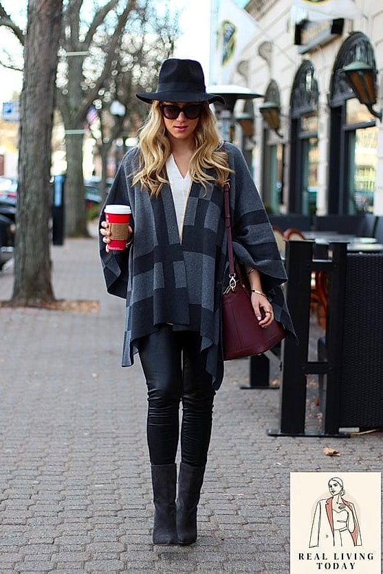 30 Leggings Outfit Fall to Copy Right Now 31 Leggings and a Cape-Style Coat