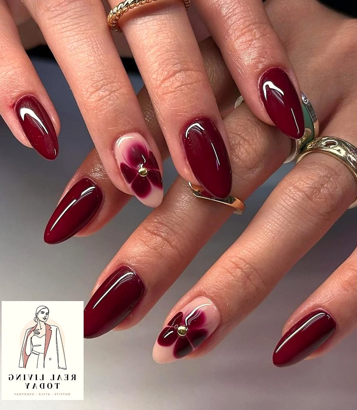 28 Holiday Press On Nails And Manicure Ideas Worth Bookmarking Right Now 4 Matte Burgundy with Glossy Accent