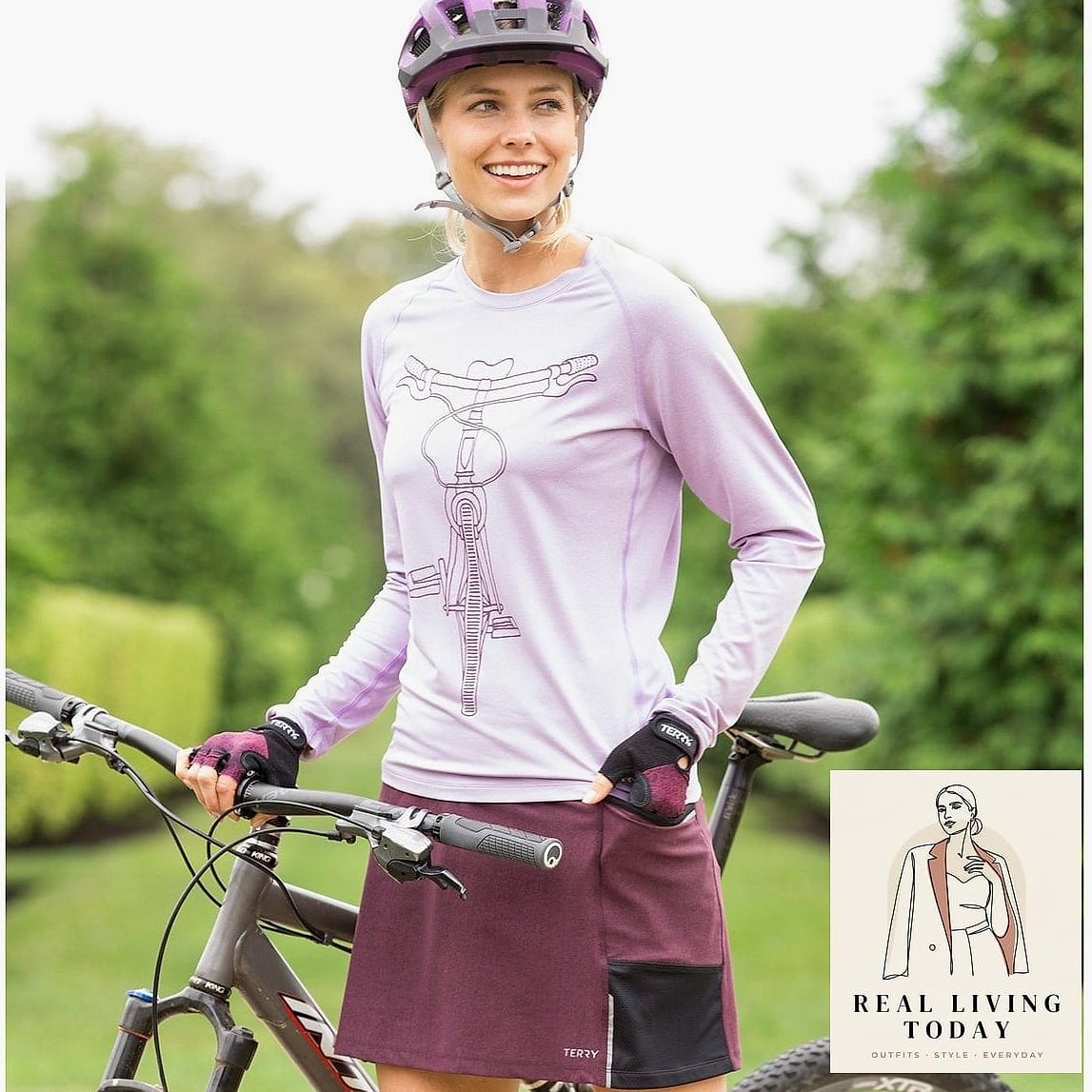 23 Short Skirt Outfits to Copy Right Now 23 Mini Skirt and Bike Shorts Underneath
