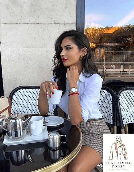 26 Coffee Date Outfit That Actually Look Amazing 11 The Mini Skirt and Oversized Sweater Look