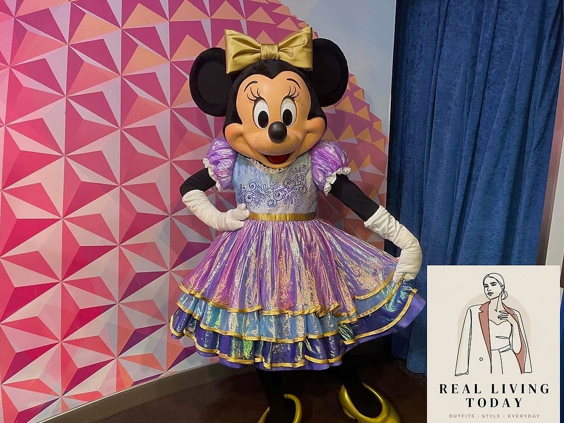 The Minnie Mouse Polka Dot Set