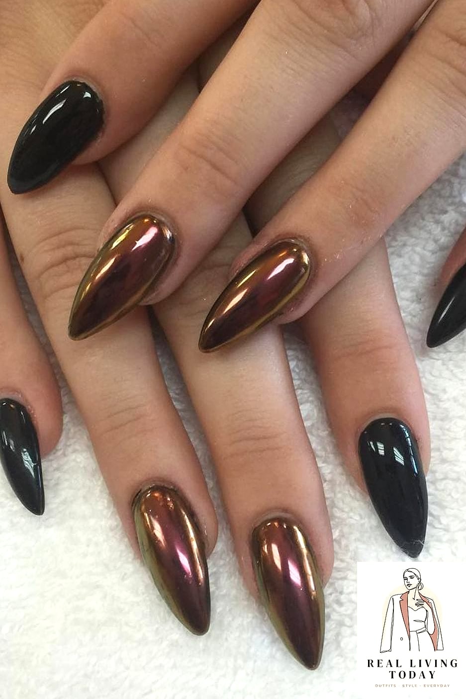 25 Fall Chrome Nail Ideas So Good They're Worth Every Penny at the Salon 26 Onyx Chrome for Sleek, Dark Drama