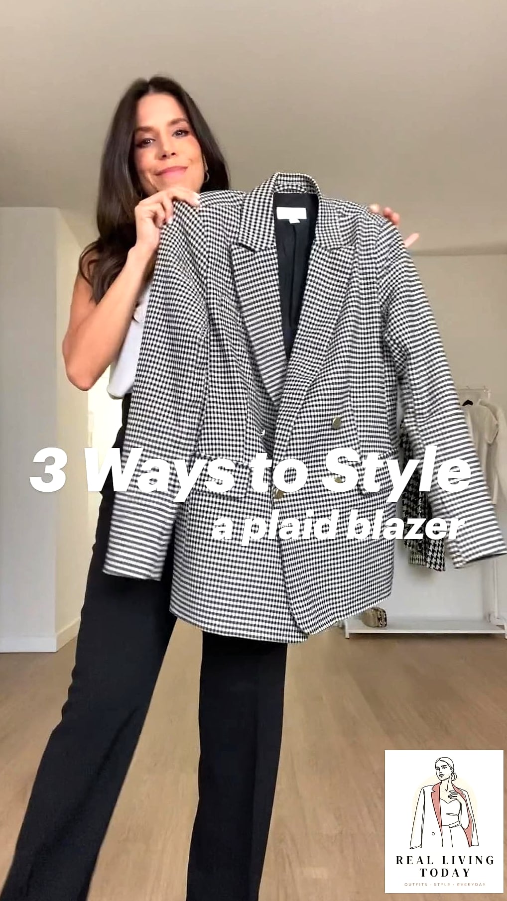 25 Fall Date Night Outfits for 2026 That Are Romantic and Incredibly Chic 3 Oversized Blazer with Nothing Underneath but Confidence (and a Bralette)