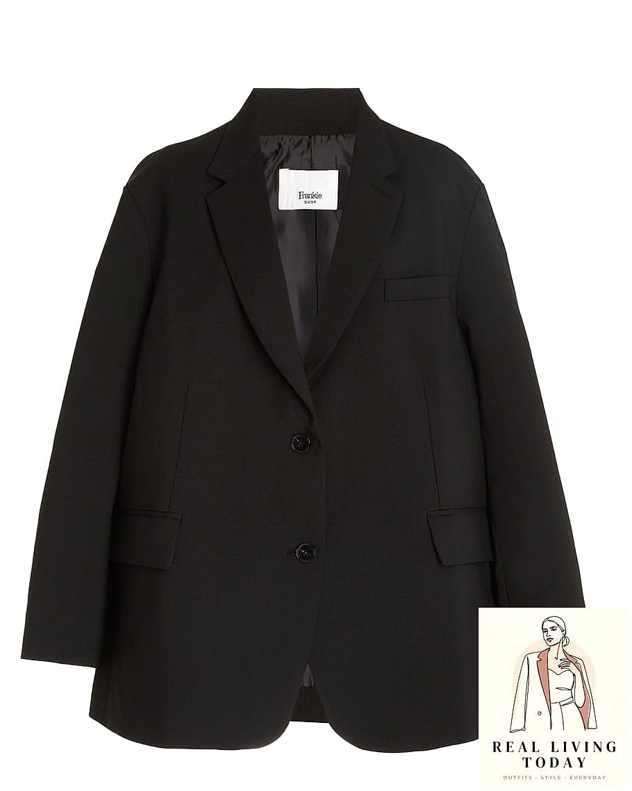 25 Fall Going Out Outfits for Women That Are Trendy, Cute and On Point 3 Oversized Blazer as a Dress