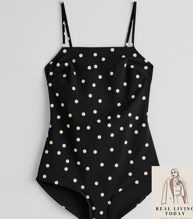 28 Polka Dot Outfit Trend Going Viral Right Now 13 Polka Dot Swimsuit With a Linen Cover-Up