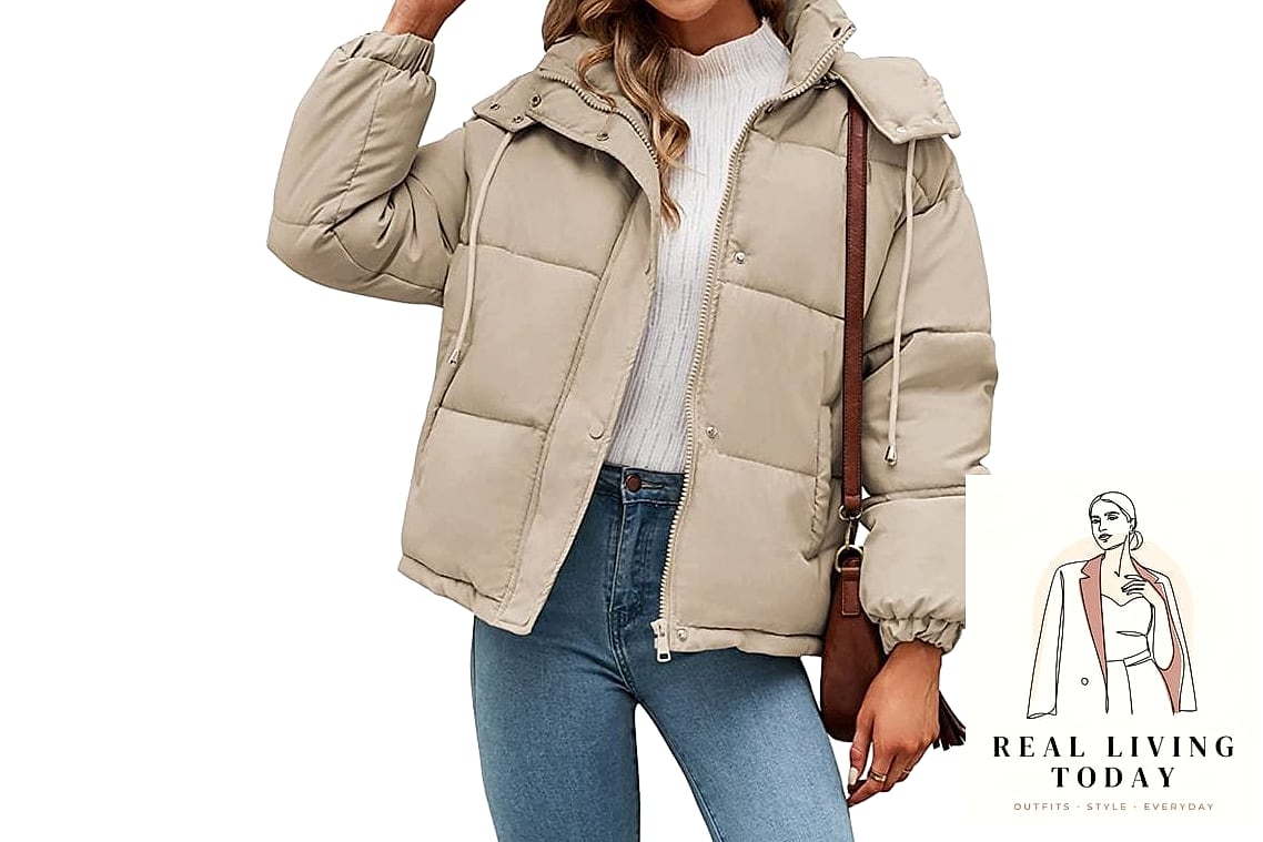 22 Cute Comfy Outfits That Actually Look Amazing 22 The Puffer Jacket and Leggings Cold-Weather Staple