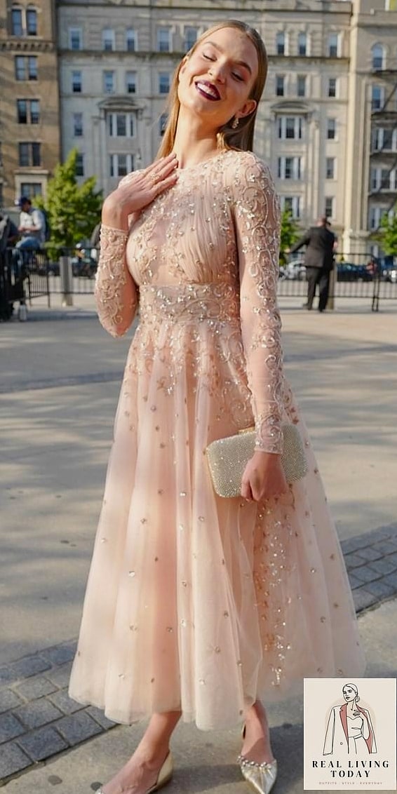 22 Fall Wedding Guest Dresses From Amazon Fashion That Are Seriously Stylish Right Now 15 A Sequin Dress for the Black-Tie Wedding