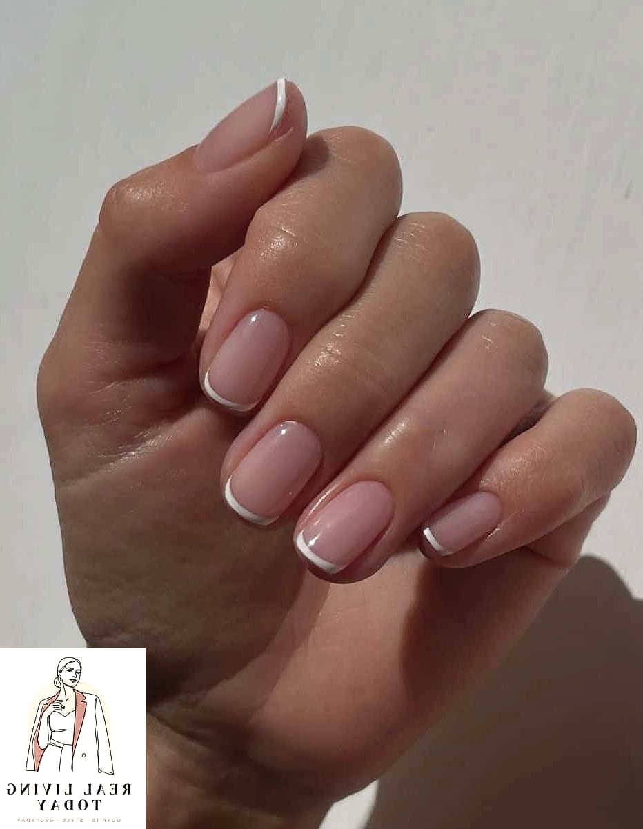 23 Old Money Nails That Are Going Viral on Pinterest 4 Thin French Tips