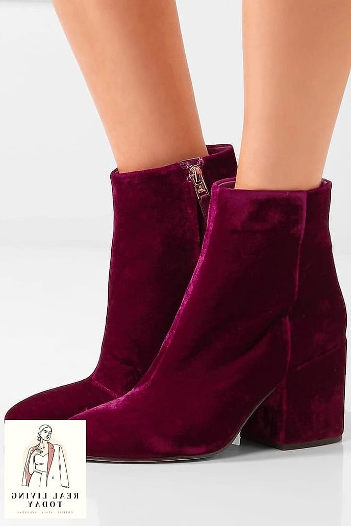 27 Fallwinter 2019 Boot Guide You'll Want to Wear on Repeat 22 Velvet Ankle Boots