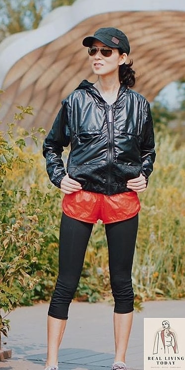 22 Running Shorts Outfits Worth Pinning Immediately 8 The Windbreaker Pairing