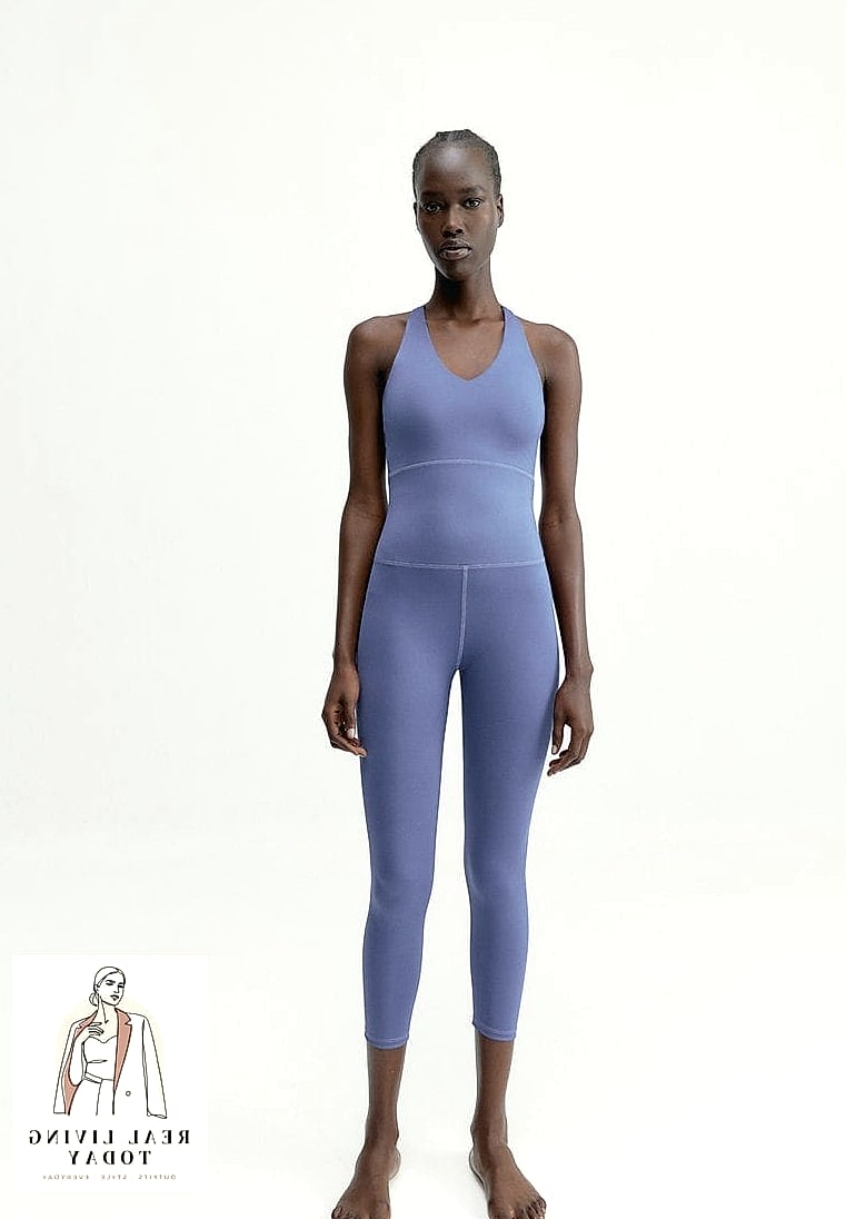 21 Yoga Outfit Ideas That Are Going Viral on Pinterest 12 Yoga Set With a Denim Jacket Layered On Top